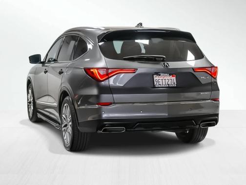 2023 Acura MDX 
