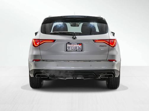 2023 Acura MDX 