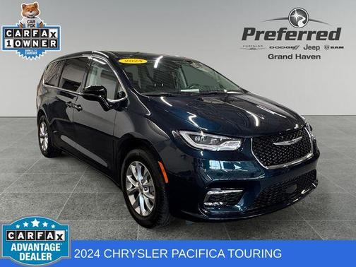 Fathom Blue Pearlcoat 2024 Chrysler Pacifica Touring-L