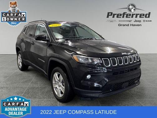 Diamond Black 2022 Jeep Compass Latitude