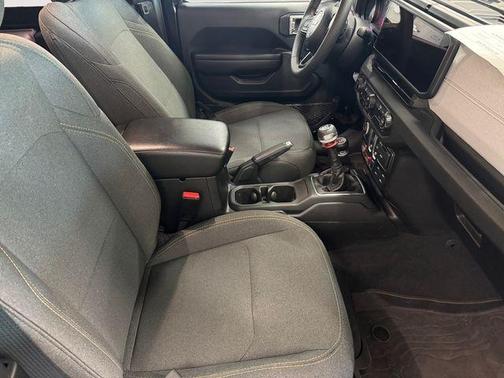 Black Clearcoat 2024 Jeep Wrangler Sport