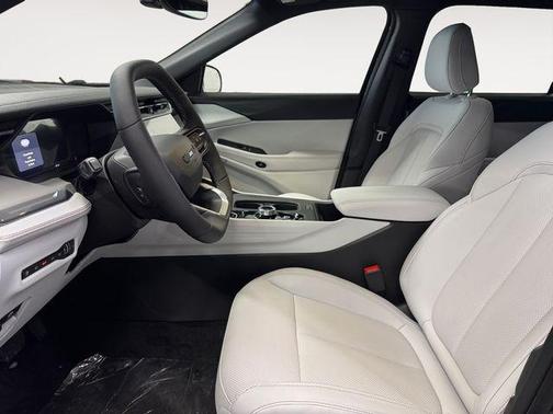 Diamond Black 2026 Jeep Cherokee Limited