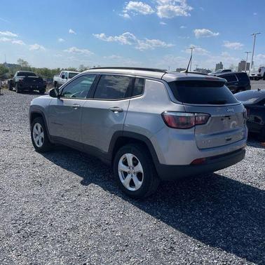 Billet Silver Metallic Clearcoat 2019 Jeep Compass Latitude
