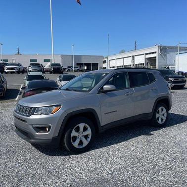 Billet Silver Metallic Clearcoat 2019 Jeep Compass Latitude