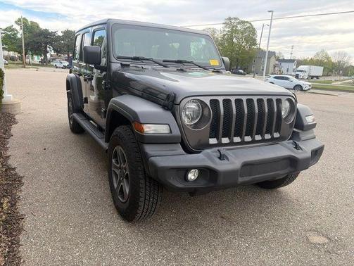 Granite Crystal Clearcoat Metallic 2018 Jeep Wrangler Unlimited Sport