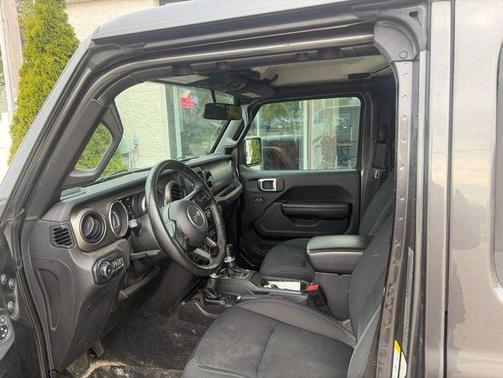 Granite Crystal Clearcoat Metallic 2018 Jeep Wrangler Unlimited Sport