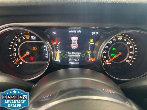Granite Crystal Clearcoat Metallic 2018 Jeep Wrangler Unlimited Sahara