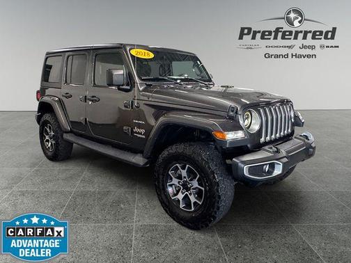 Granite Crystal Clearcoat Metallic 2018 Jeep Wrangler Unlimited Sahara