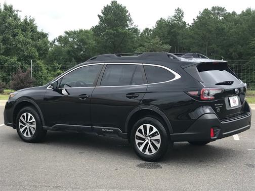2021 Subaru Outback 2.5i
