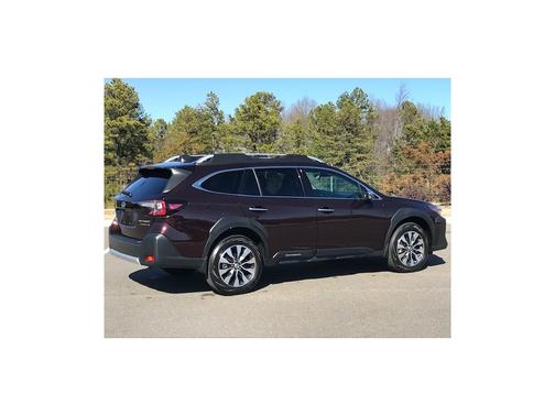 2025 Subaru Outback Touring XT