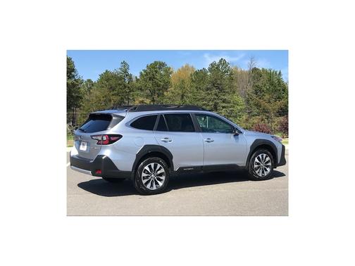Ice Silver Metallic 2025 Subaru Outback Limited