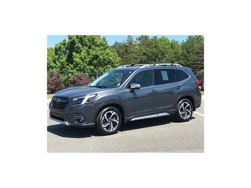 Magnetite Gray Metallic 2023 Subaru Forester Touring