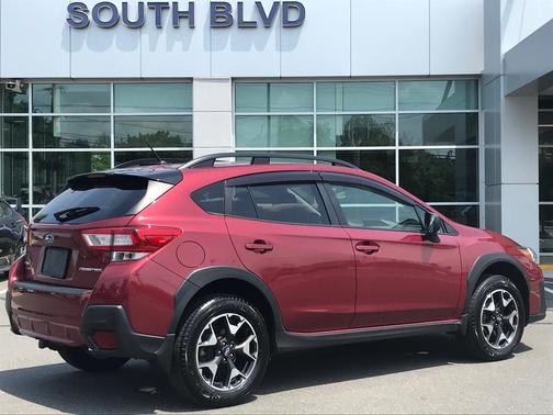Photo 4 of 10 of 2019 Subaru Crosstrek 2.0i