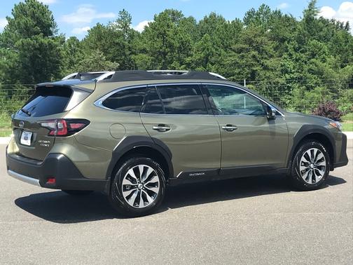 2025 Subaru Outback Touring