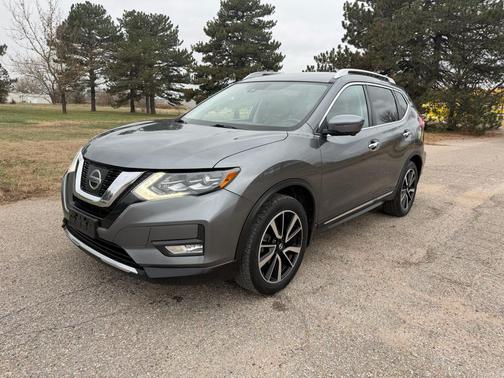 2017 Nissan Rogue SL
