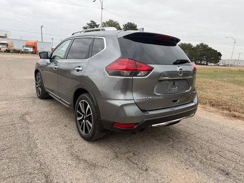2017 Nissan Rogue SL