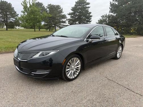 Tuxedo Black Metallic 2015 Lincoln MKZ Base