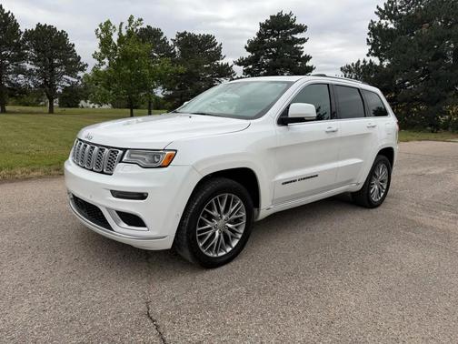 Ivory 3-Coat 2018 Jeep Grand Cherokee Summit