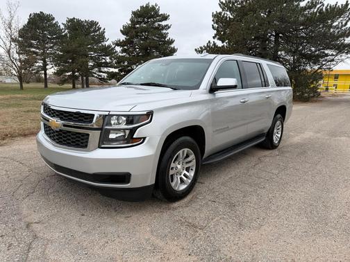 2019 Chevrolet Suburban LT