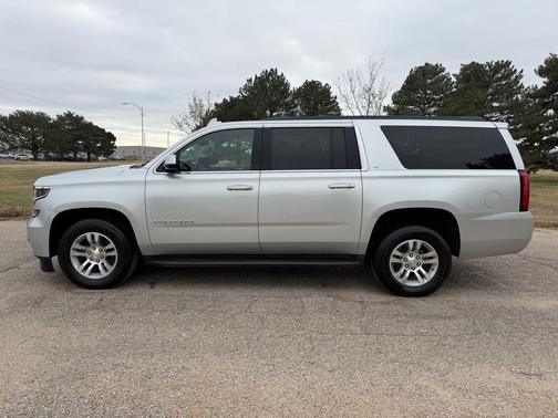 2019 Chevrolet Suburban LT