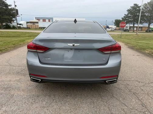 Parisian Gray 2015 Hyundai Genesis 3.8
