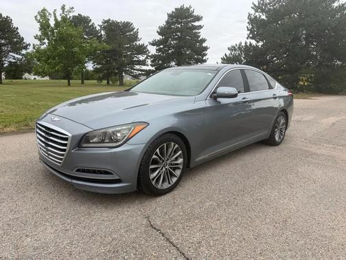 Parisian Gray 2015 Hyundai Genesis 3.8