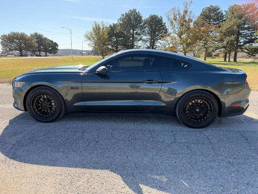 2016 Ford Mustang GT Premium