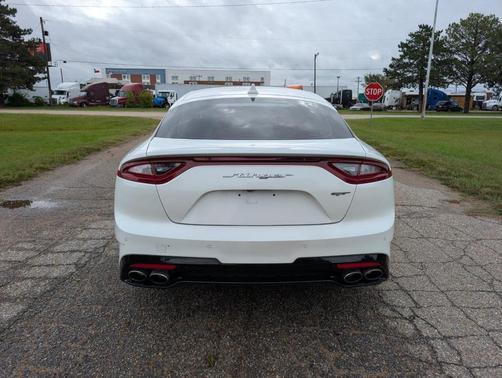 2018 Kia Stinger GT2