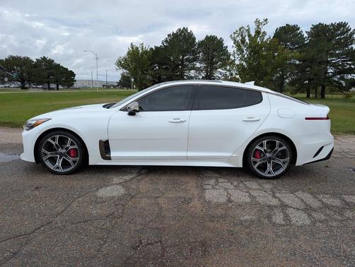 2018 Kia Stinger GT2