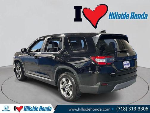 Crystal Black Pearl 2023 Honda Pilot EX-L