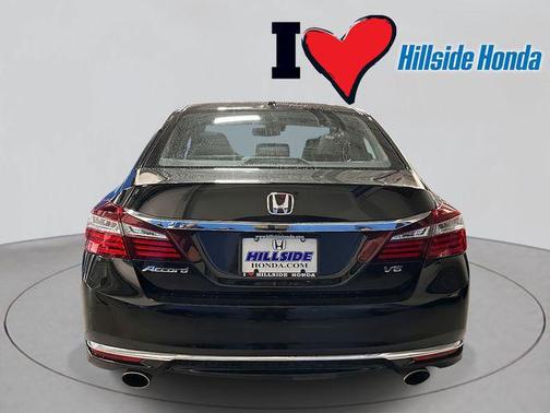 2017 Honda Accord EX-L w/Navigation & Honda Sensing