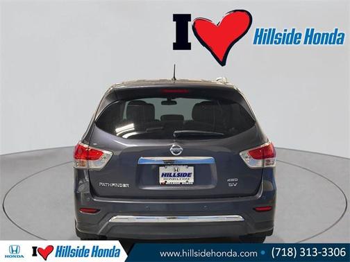 2013 Nissan Pathfinder SV