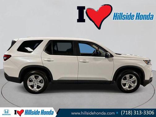 Platinum White Pearl 2023 Honda Pilot LX