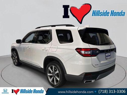 Platinum White Pearl 2025 Honda Pilot Elite