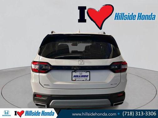 Platinum White Pearl 2025 Honda Pilot Elite