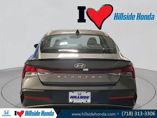 2025 Hyundai ELANTRA Sport