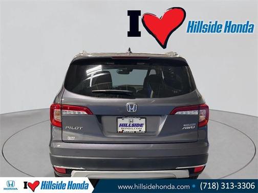 2022 Honda Pilot Touring 8-Passenger