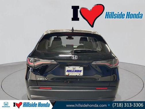 Crystal Black Pearl 2023 Honda HR-V LX