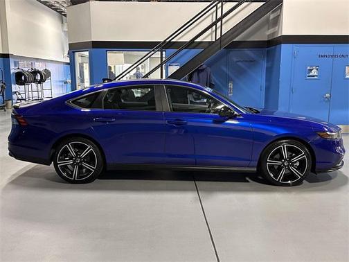 2023 Honda Accord Hybrid Base
