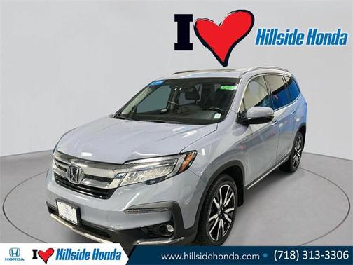 2022 Honda Pilot Touring 8-Passenger
