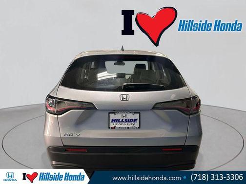 Lunar Silver Metallic 2024 Honda HR-V LX