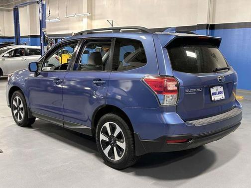 Quartz Blue 2018 Subaru Forester 2.5i Premium
