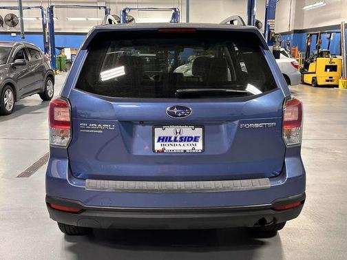 Quartz Blue 2018 Subaru Forester 2.5i Premium