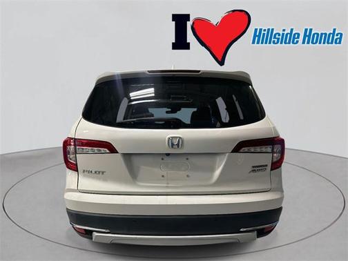 2019 Honda Pilot Touring 8-Passenger