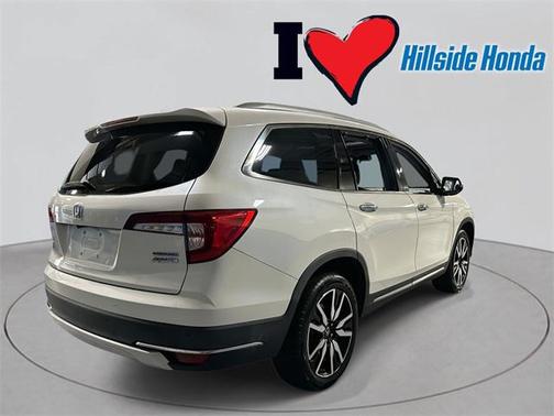 2019 Honda Pilot Touring 8-Passenger