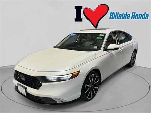 2023 Honda Accord Hybrid Touring