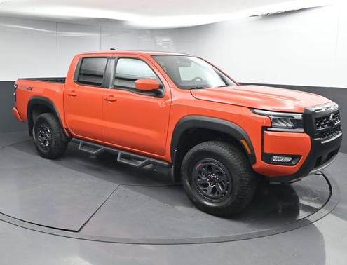 Afterburn Orang 2025 Nissan Frontier PRO-4X
