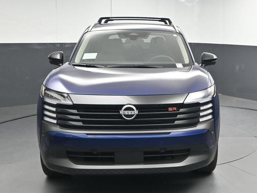 Deep Blue Pearl 2026 Nissan Kicks SR