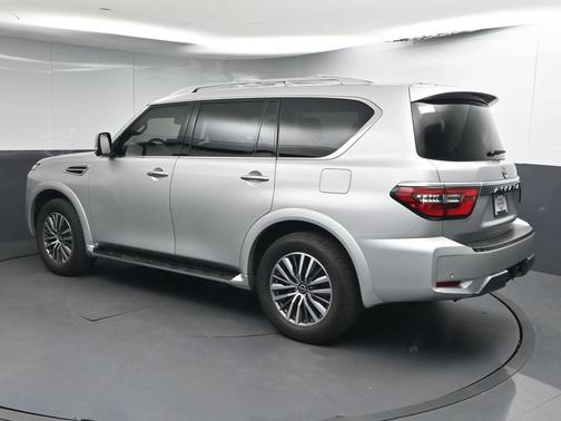 Brilliant Silver Metallic 2024 Nissan Armada SL 2WD