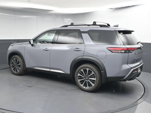 Boulder Gray Pearl 2026 Nissan Pathfinder Platinum